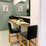 Le De L 'avenue 1 A 3 Personnes Apartment