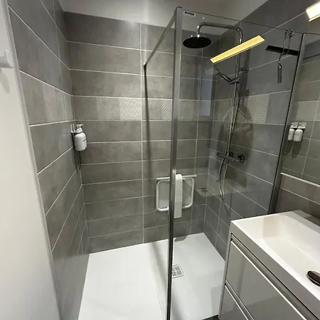 Le De L 'avenue Apartman