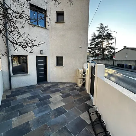 Le De L 'avenue Lägenhet