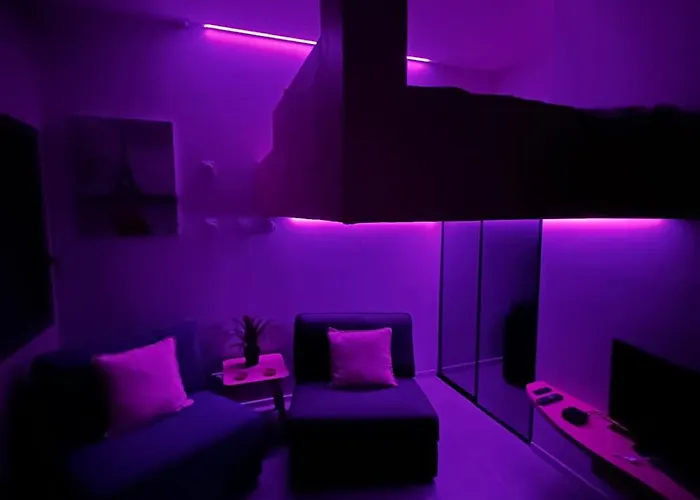 Le De L 'avenue * Valence