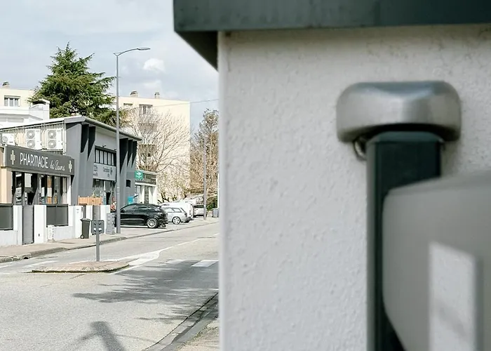 Le De L 'avenue 1 A 3 Personnes *